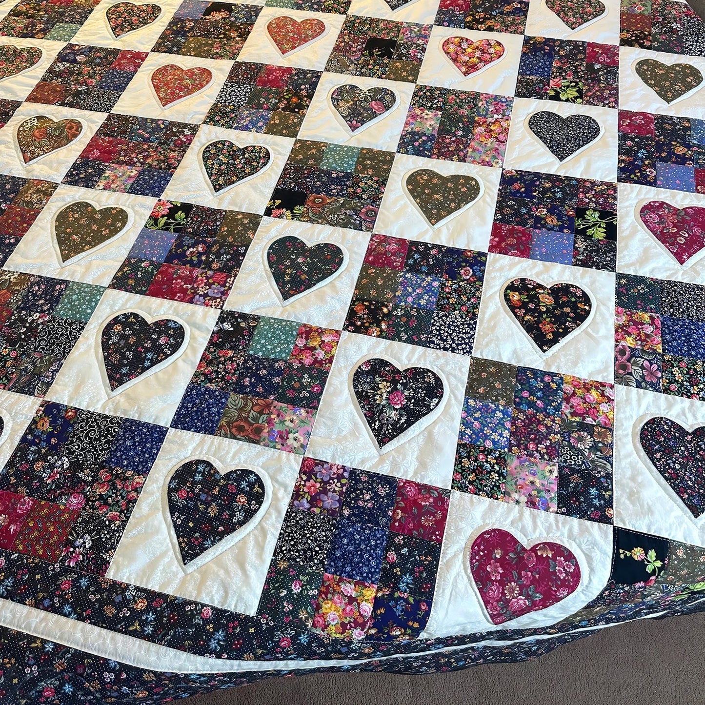Floral Heart Quilted Blanket - Throw (55" x 60")