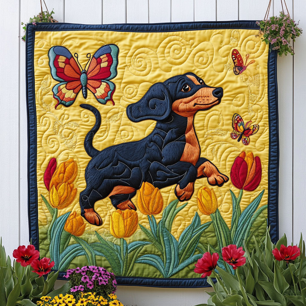 Happy Tails Quilted Blanket - Baby (30" x 40")