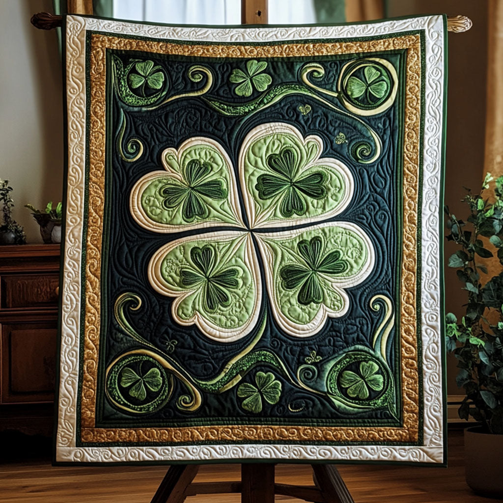 Lush Luck Quilted Blanket - Baby (30" x 40")