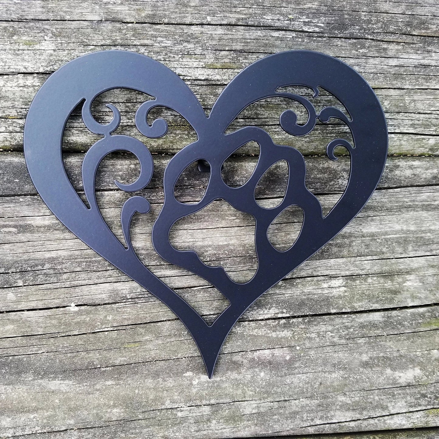 Cat Paw Heart Metal Sign Heart Shaped Steel Wall Hanging With Cat's Paw Gift For Feline Lover Metal Art Wall Decor