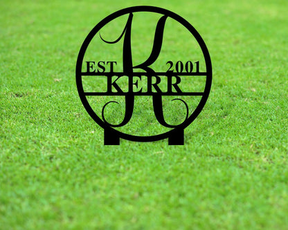 Valentines Day Gift, Round Personalized Metal Monogram Sign. Wedding Gift. Family Name Established Sign. Outdoor Name Sign. Last Name Sign Laser Cut Metal Signs Custom Gift Ideas