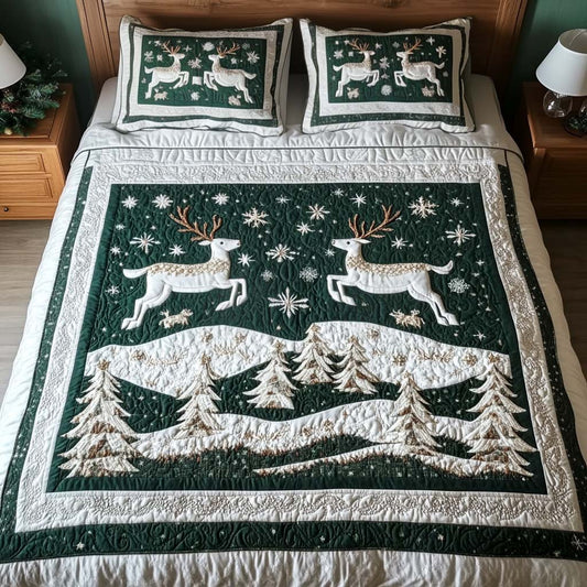 Enchanted Reindeer 3-Piece Quilted Bedding Set - Single (59" x 70")