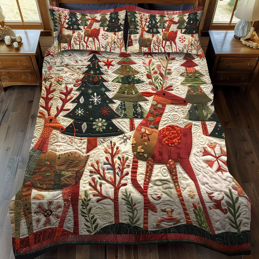 Jingle Bell Joy Quilted Bedding Set - Single (59" x 70")