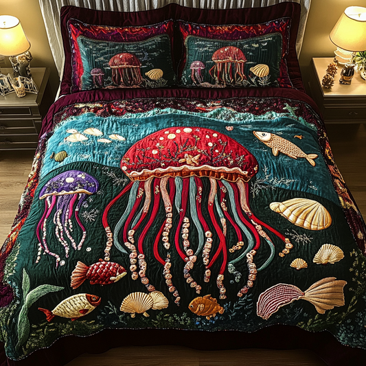 Moonlit Waves 3-Piece Quilted Bedding Set - Single (59" x 70")