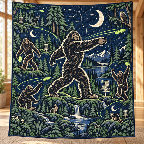 Moonlit Fairway Folklore Quilt Blanket