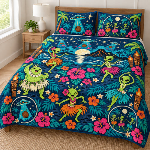 Moonbeam Luau Visitors Bedding Set