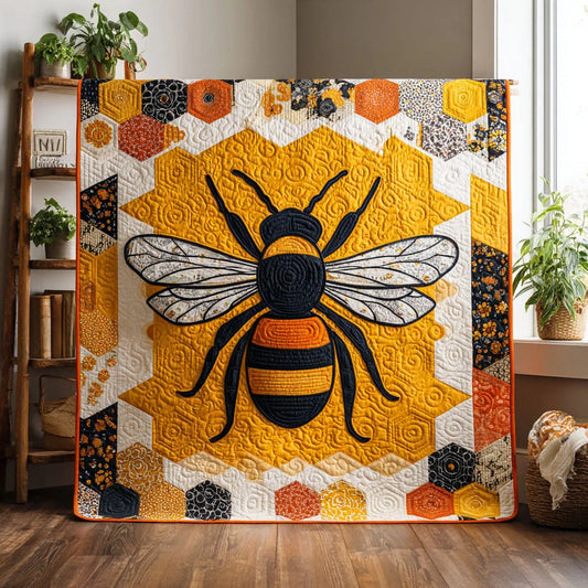 Bee Dream Quilt Blanket