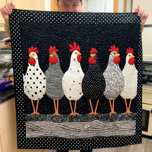 Classic Hen Quilt Blanket - Quilted Blanket by OtterMia
