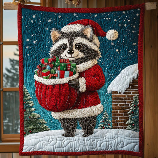 Cozy Racoon With A Festive Spirit Quilt Blanket