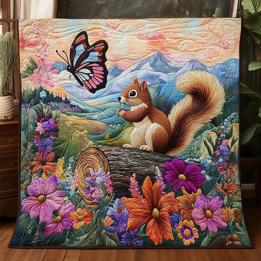 Curious Squirrel Quilt Blanket
