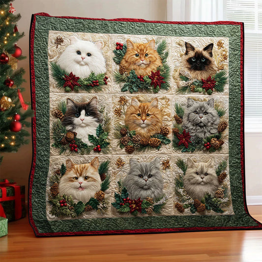 Fluffy Christmas Cat Quilt Blanket