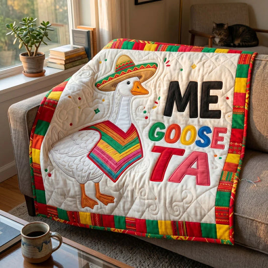 Funny Goose Fiesta Quilt Blanket