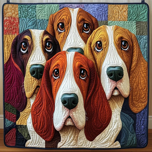 Gentle Howl Quilt Blanket