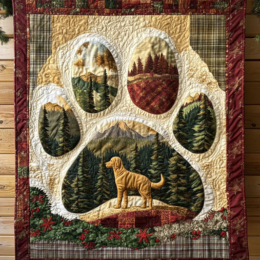 Heritage Trail Golden Retriever Paw Quilt Blanket