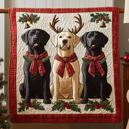 Labrador Holiday Home Quilt Blanket