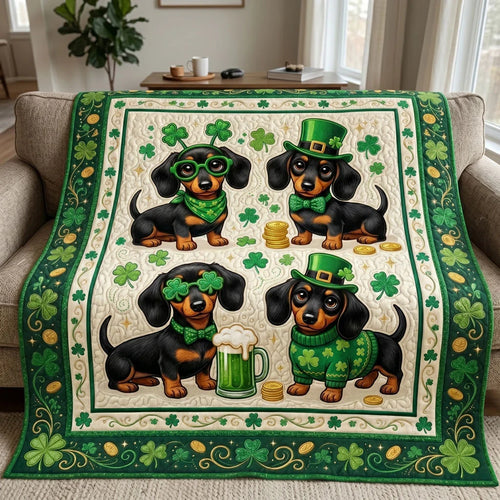 Lucky Dachshund Clover Quilt Blanket
