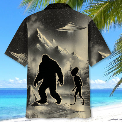 Mysterious Bigfoot and Alien at Campsite Hawaiian - L - hawaiian shirt