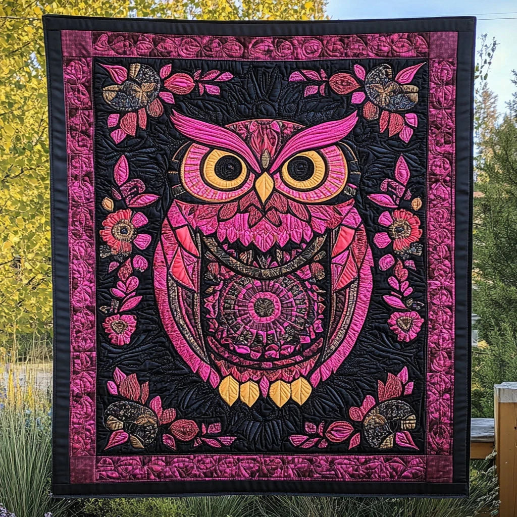 Noble Owl Quilt Blanket