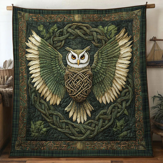 Owl Of The Forest Quilt Blanket