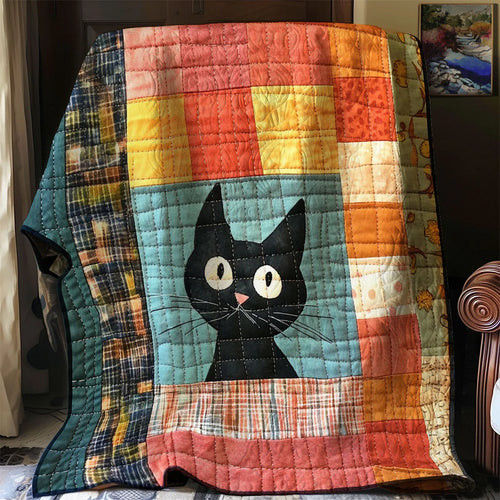 Peeking Cat Quilt Blanket