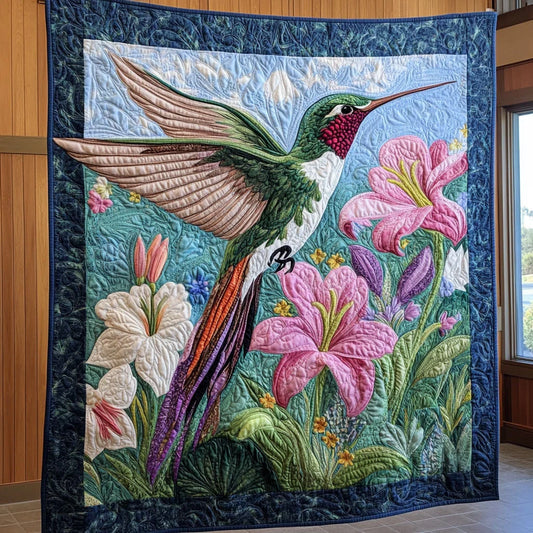 Scarlet Throat Quilt Blanket