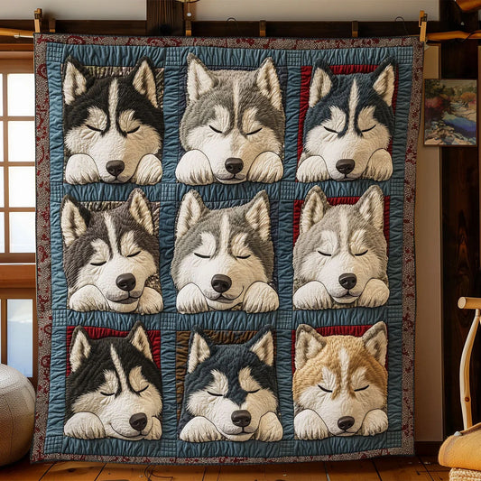 Sleepy Huskies Quilt Blanket