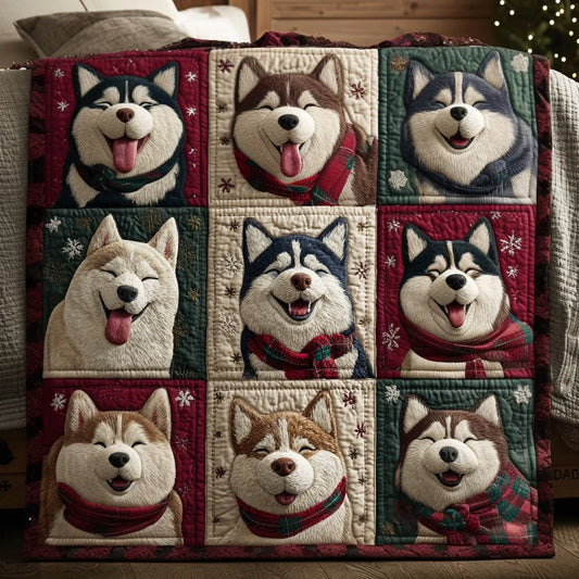 Smiling Husky Quilt Blanket