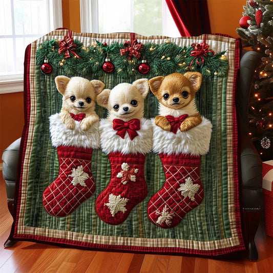 Snuggle Paws Quilt Blanket