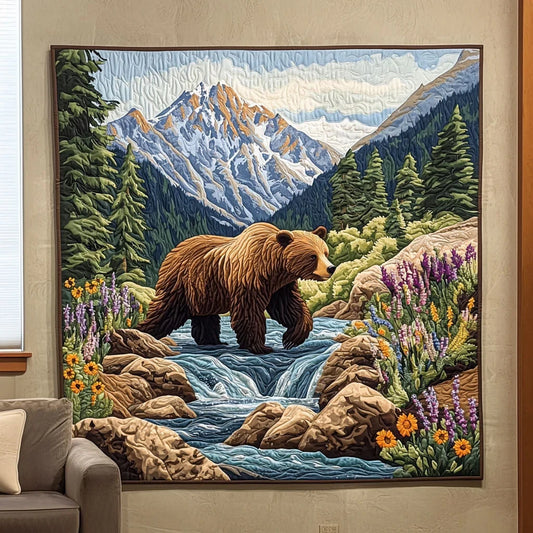 Strolling Bear Quilt Blanket