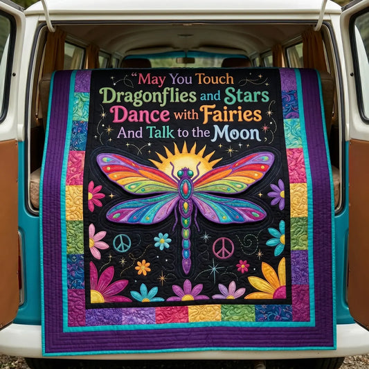 Talk To The Moon Quilt Blanket