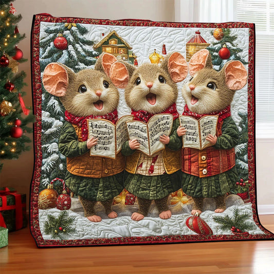 The Christmas Mouse Ensemble Quilt Blanket